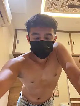 Snapshot of Dark_2465 chatting on March 26, 5:07 pm Dark 2465 online show from March 26, 5:07 pm