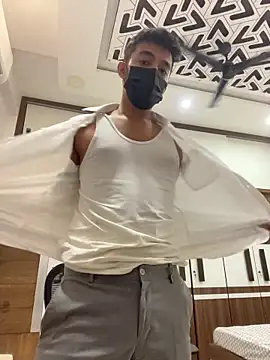 Snapshot of Dark_2465 chatting on March 31, 5:46 pm Dark 2465 online show from March 31, 5:46 pm