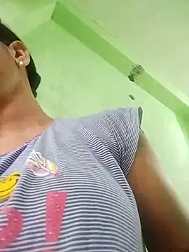 Snapshot of JHILMIL chatting on October 1, 3:23 am JHILMIL online show from October 1, 3:23 am