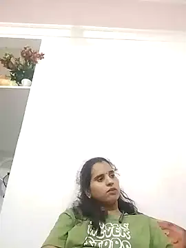 Snapshot of JHILMIL chatting on October 13, 4:29 pm JHILMIL online show from October 13, 4:29 pm