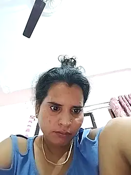 Snapshot of JHILMIL chatting on October 23, 3:28 am JHILMIL online show from October 23, 3:28 am