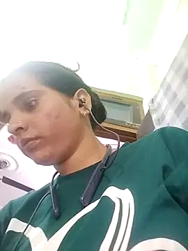 Snapshot of JHILMIL chatting on November 7, 4:45 am JHILMIL online show from November 7, 4:45 am