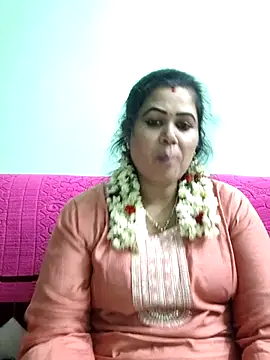 Snapshot of tamilaruvi chatting on April 9, 4:45 pm tamilaruvi online show from April 9, 4:45 pm