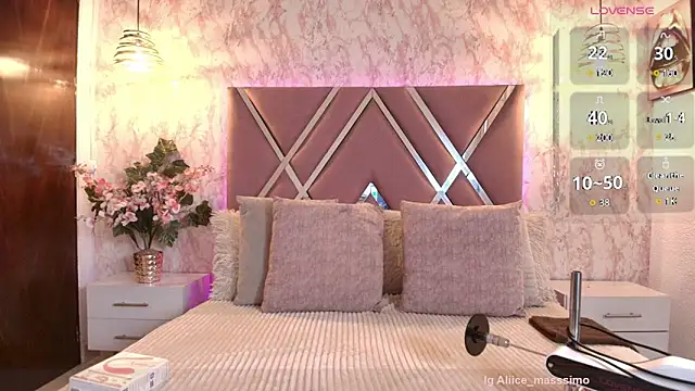 Aliice1  online show from September 25, 7:28 pm