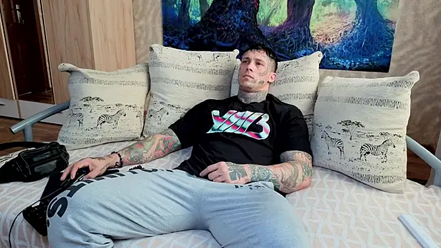 SKIRLINGOD online show from September 13, 5:18 am
