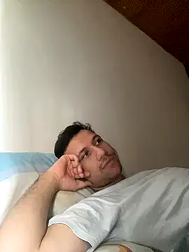 Michaell Spinelly online show from November 5, 8:09 pm