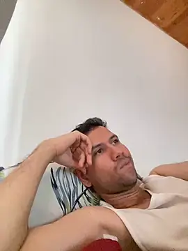 Michaell Spinelly online show from March 19, 3:49 pm