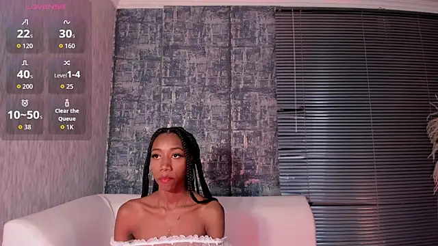 NathalyLeen online show from October 10, 8:52 pm