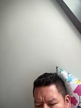 Manu0586 online show from March 17, 6:00 pm