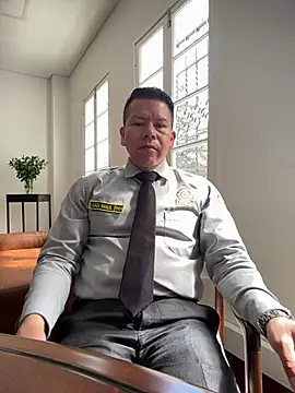 Manu0586 online show from May 18, 2:12 pm