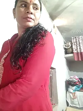 couple 71 online show from January 15, 6:18 am