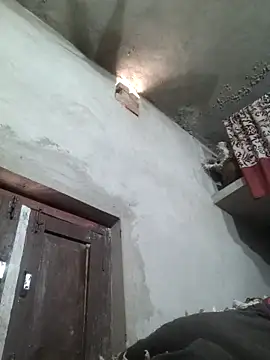 couple 71 online show from February 11, 7:02 am