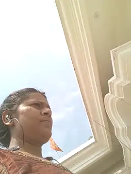 couple 71 online show from March 27, 5:24 am