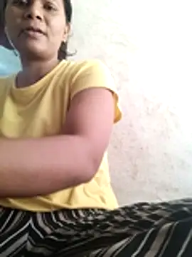 couple 71 online show from May 17, 5:16 am