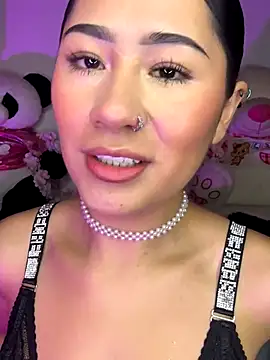 Snapshot of evelyn_ch_ chatting on October 2, 10:44 am evelyn ch online show from October 2, 10:44 am