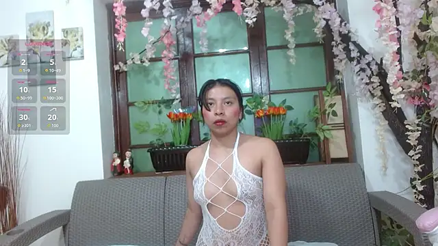 samara selene online show from May 12, 7:11 pm