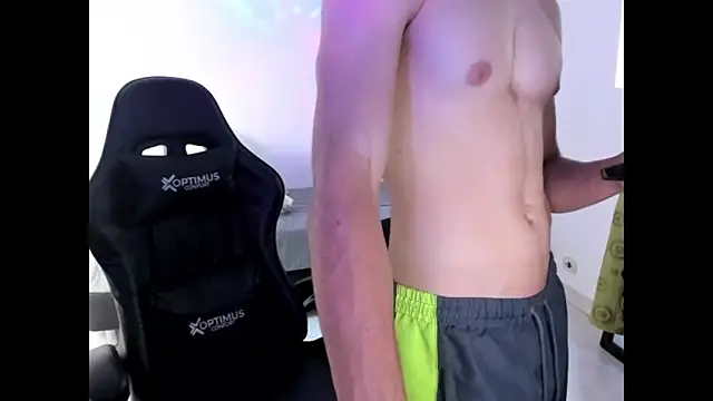 Oliver and kalypso online show from September 24, 10:24 pm