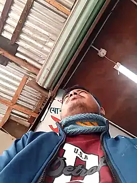 CatchingBouquet online show from January 18, 4:05 am