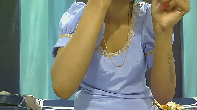 Aarti misty71 online show from January 8, 4:04 am