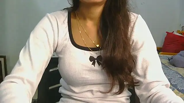 Aarti misty71 online show from April 14, 5:13 am
