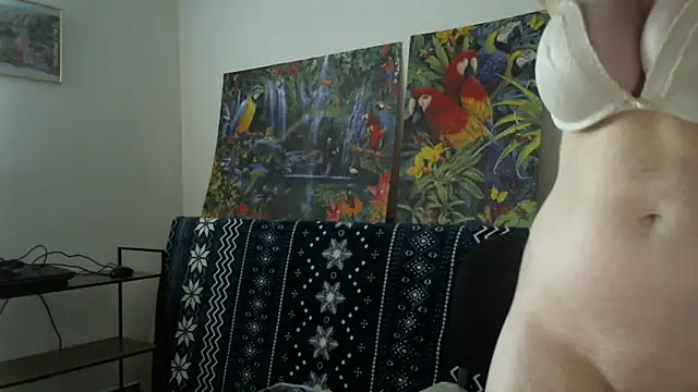 sweetdolly20 online show from October 4, 6:11 am