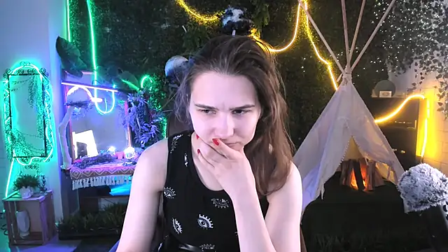 TessaMill online show from October 6, 5:16 am