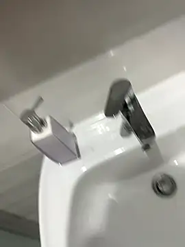 Snapshot of geraldoo007 chatting on December 17, 1:33 am geraldoo007 online show from December 17, 1:33 am