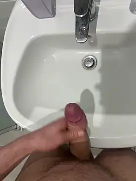 Snapshot of geraldoo007 chatting on March 10, 7:52 pm geraldoo007 online show from March 10, 7:52 pm