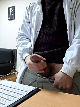 Snapshot of Obstacless chatting on January 14, 8:47 pm Obstacless online show from January 14, 8:47 pm