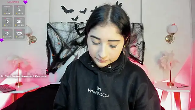 Snapshot of KattEngel chatting on October 5, 3:05 am KattEngel online show from October 5, 3:05 am