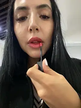 oh nina online show from October 24, 9:55 pm