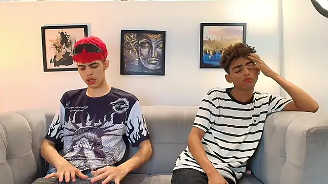 TWINKS FRIENDS online show from May 11, 2:45 pm