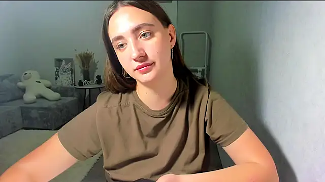 Wise Bunny online show from May 23, 7:29 pm