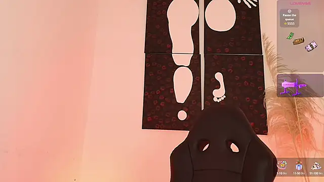 Snapshot of Iamlola_ chatting on September 25, 3:54 am Iamlola  online show from September 25, 3:54 am