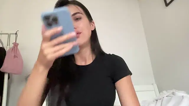 Snapshot of Talyo19 chatting on October 2, 2:02 pm Talyo19 online show from October 2, 2:02 pm