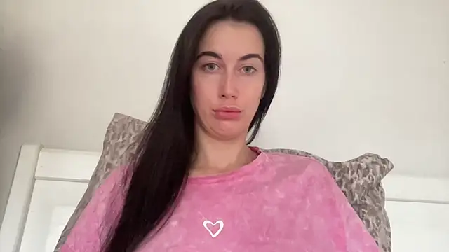 Snapshot of Talyo19 chatting on October 18, 9:43 am Talyo19 online show from October 18, 9:43 am