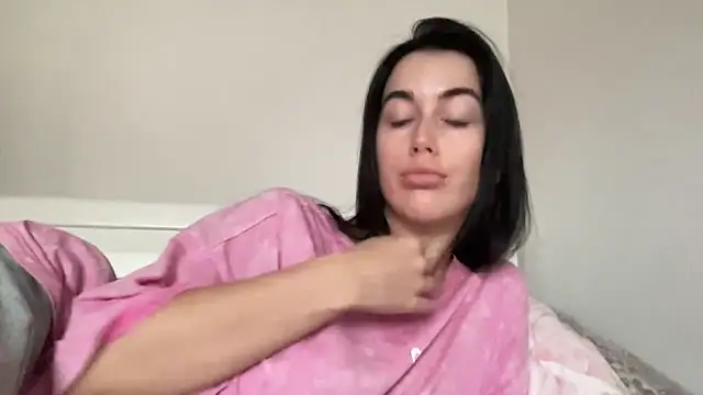 Snapshot of Talyo19 chatting on October 24, 9:28 am Talyo19 online show from October 24, 9:28 am