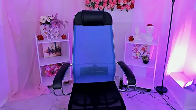 AuroraWrenfield online show from October 27, 10:19 am