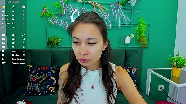 Kat  cat online show from March 13, 3:46 am