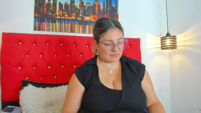 carolinacrus01 online show from March 29, 6:19 pm