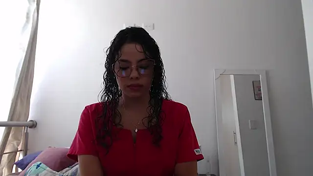 MelanieWillians online show from September 9, 2:49 pm