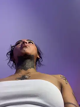 iamkatty  online show from September 17, 4:52 pm