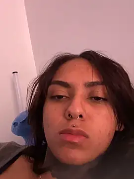 iamkatty  online show from September 21, 6:42 pm