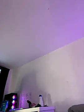 iamkatty  online show from October 5, 3:10 pm