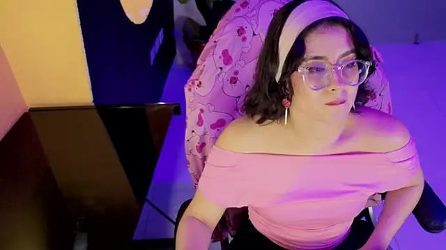 LiLLiAnderson online show from October 12, 11:53 am