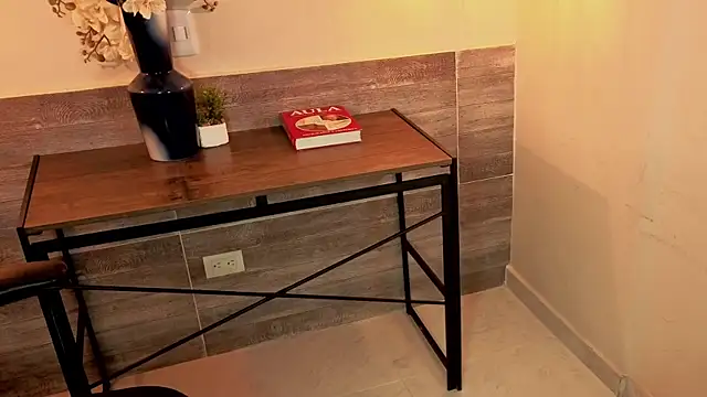 LiLLiAnderson online show from November 14, 11:31 am