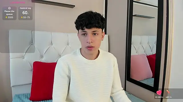 Snapshot of Axel__Evans chatting on September 18, 12:51 pm Axel Evans online show from September 18, 12:51 pm