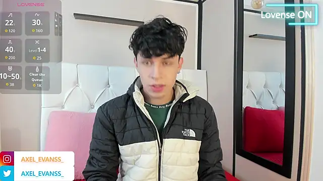 Snapshot of Axel__Evans chatting on September 26, 12:20 pm Axel Evans online show from September 26, 12:20 pm