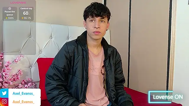 Snapshot of Axel__Evans chatting on October 9, 12:14 pm Axel Evans online show from October 9, 12:14 pm