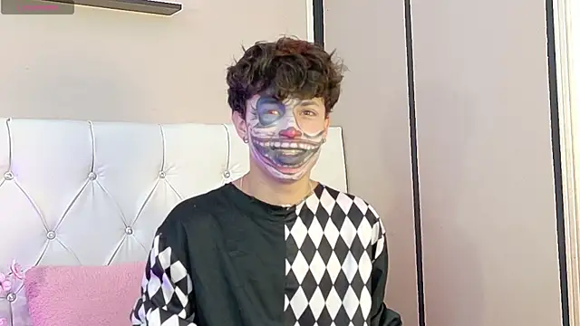 Snapshot of Axel__Evans chatting on October 30, 1:12 pm Axel Evans online show from October 30, 1:12 pm